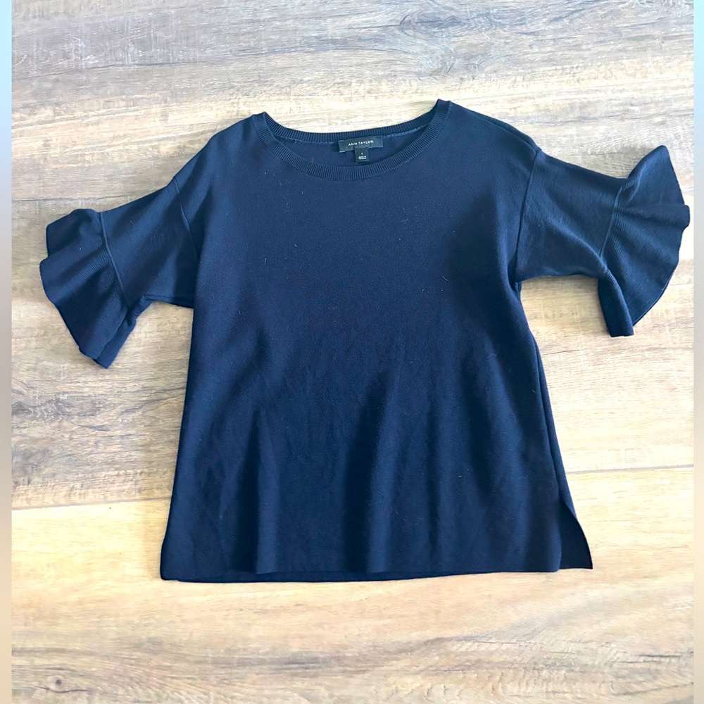 Ann Taylor bell short sleeved sweater size S